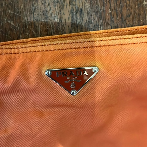 Orange fun Prada purse for summer - Picture 2 of 12